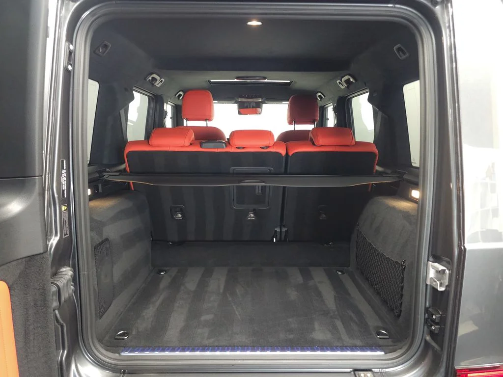 Certified Used 2025 MANUFAKTUR Graphite Metallic Mercedes-Benz G 550 image 31