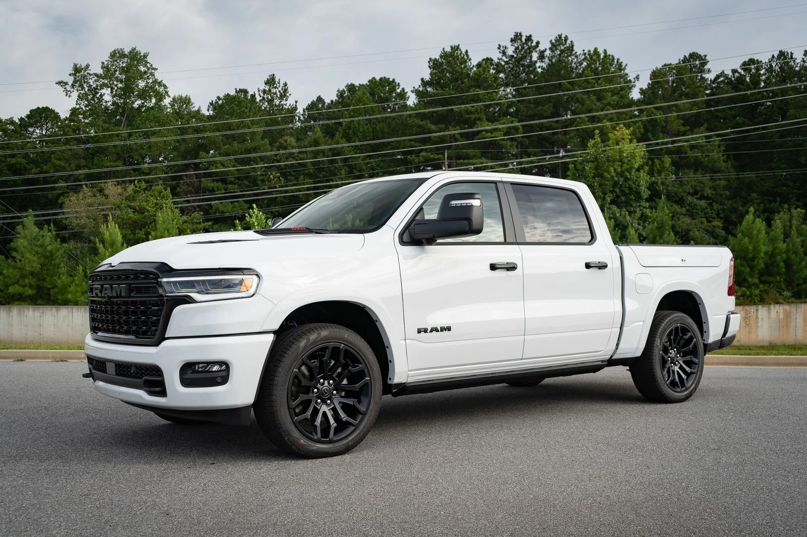 New 2026 Bright White Clear-Coat Exterior Paint RAM Limited image 9