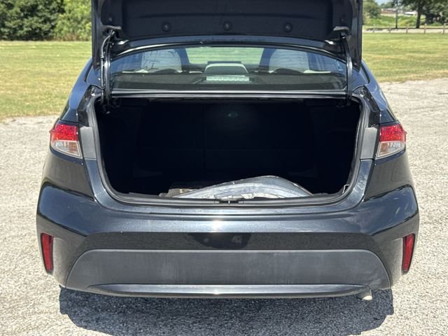 Used 2020 Black Toyota L image 22
