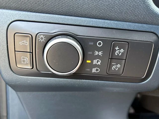 Used 2022 Gray Metallic Ford XL image 22
