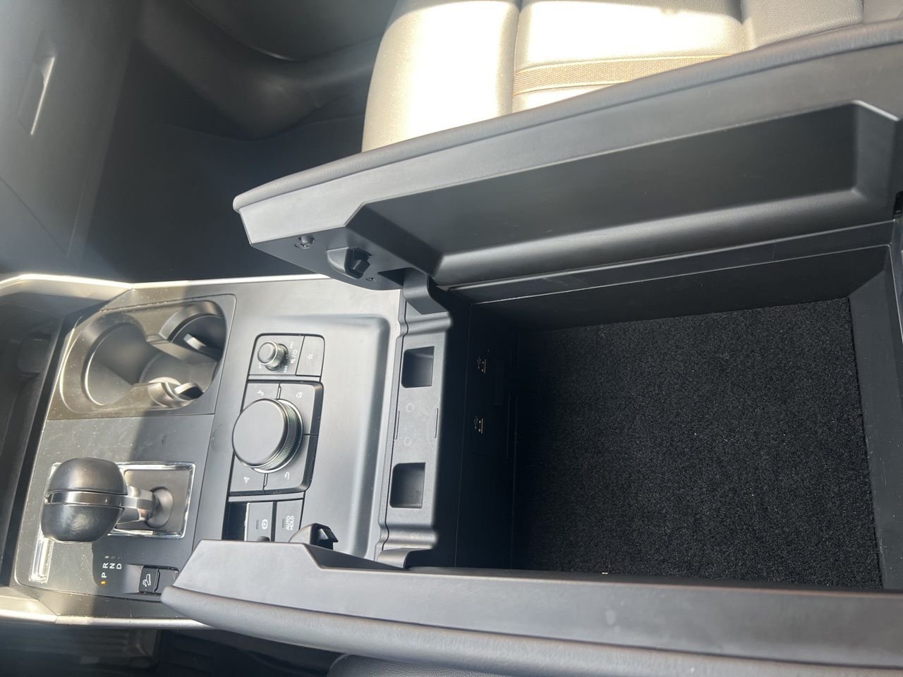 2024 Mazda CX-90 Turbo Select Package - Photo 34