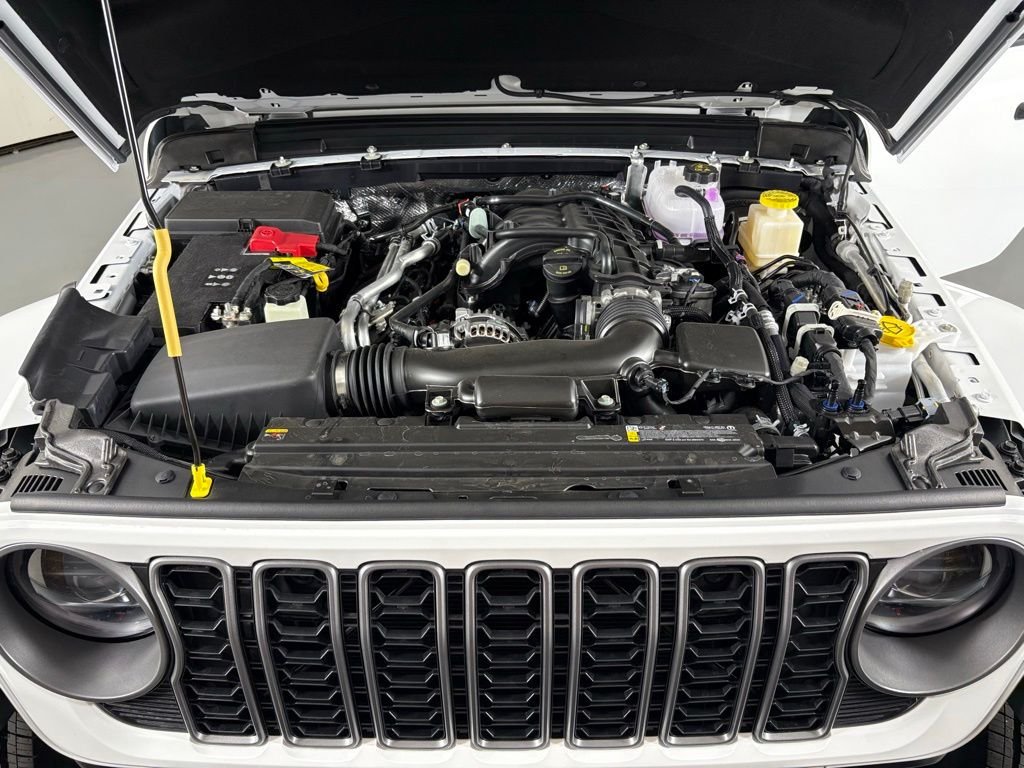 New 2026 Bright White Clear-Coat Exterior Paint Jeep Sport S image 36