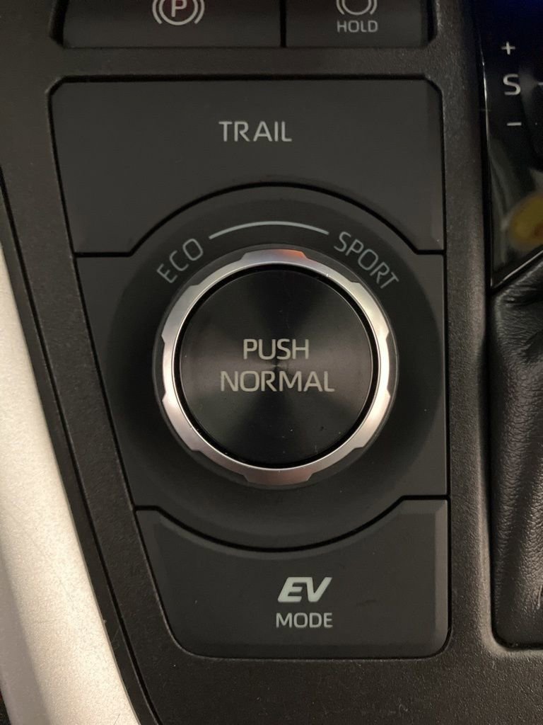 Used 2023 White Toyota Hybrid XLE Premium image 8