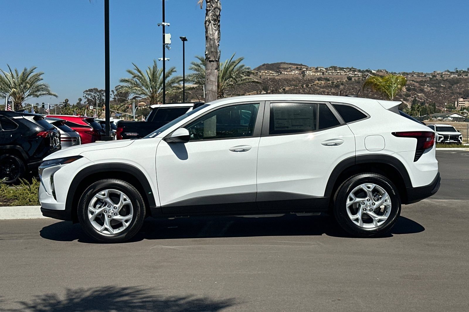 2026 Chevrolet Trax LS - Photo 7