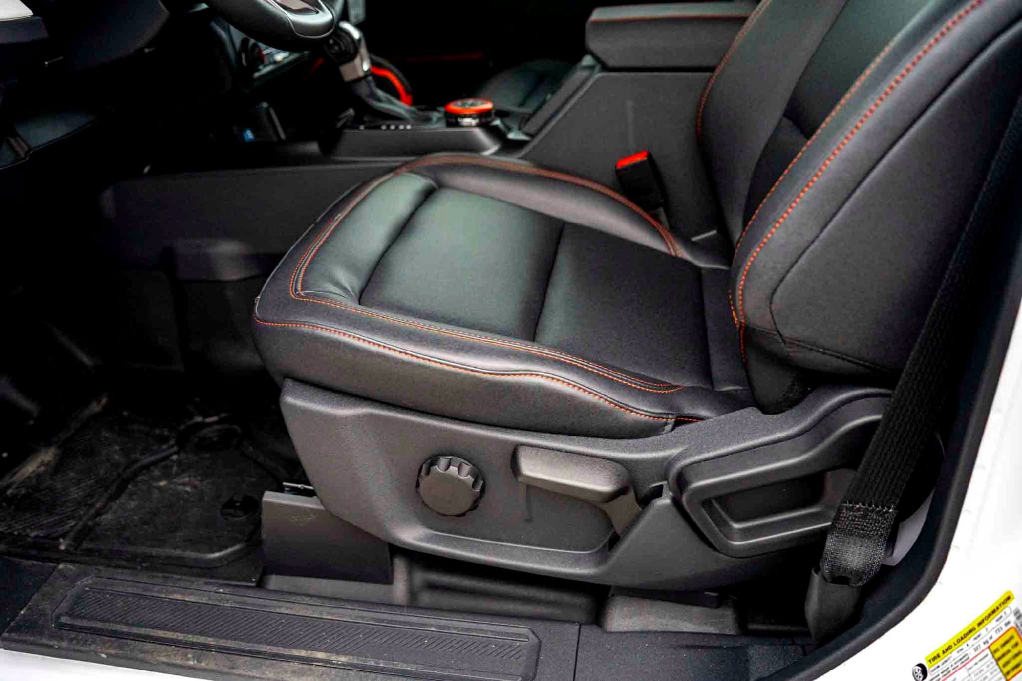 New 2025 Oxford White Ford Stroppe Edition image 11