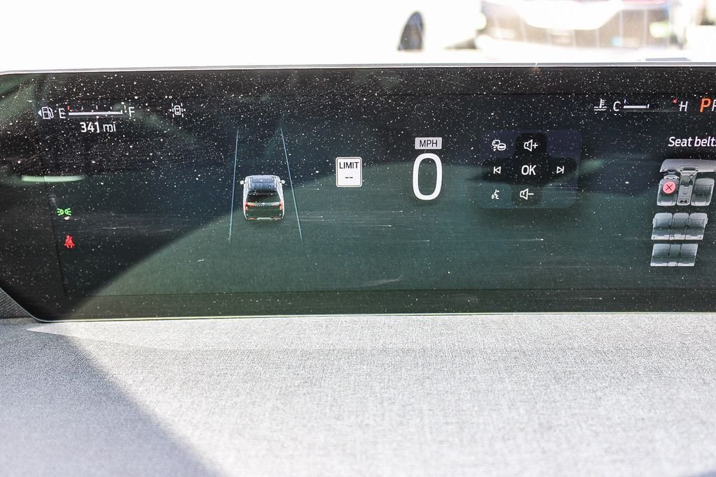 Used 2025 Black Metallic Ford Active image 24