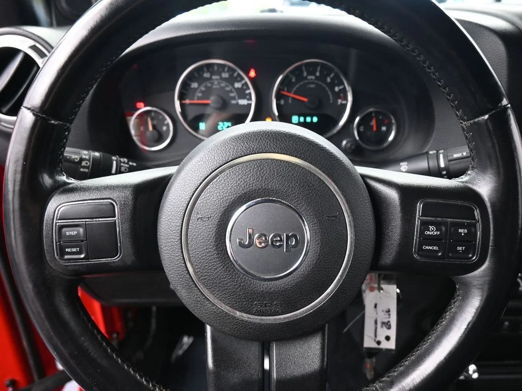 2014 Jeep Wrangler Unlimited Rubicon - Photo 14