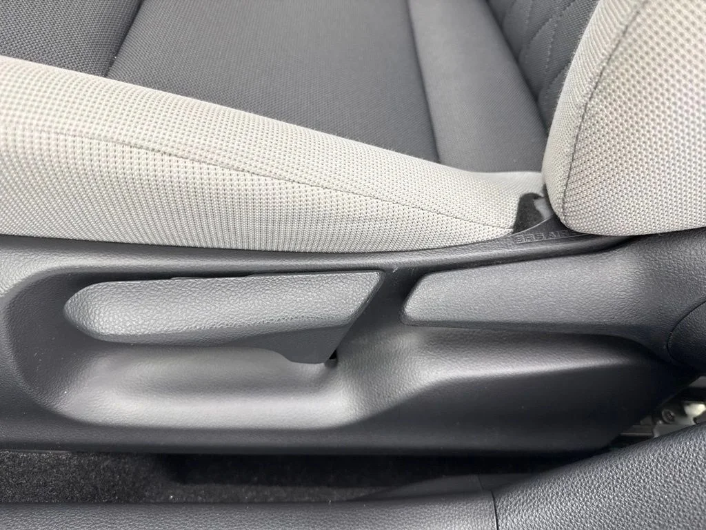 Used 2023  Toyota LE image 22