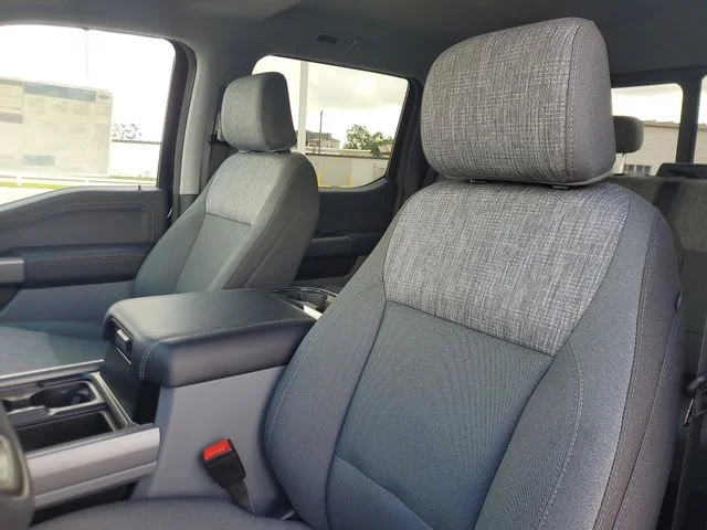 2026 Ford F-250 Super Duty XLT - Photo 15
