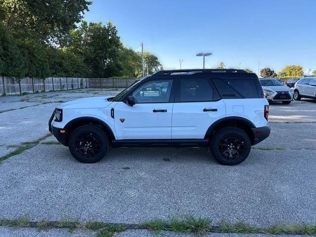 Used 2025 White Ford Badlands image 10