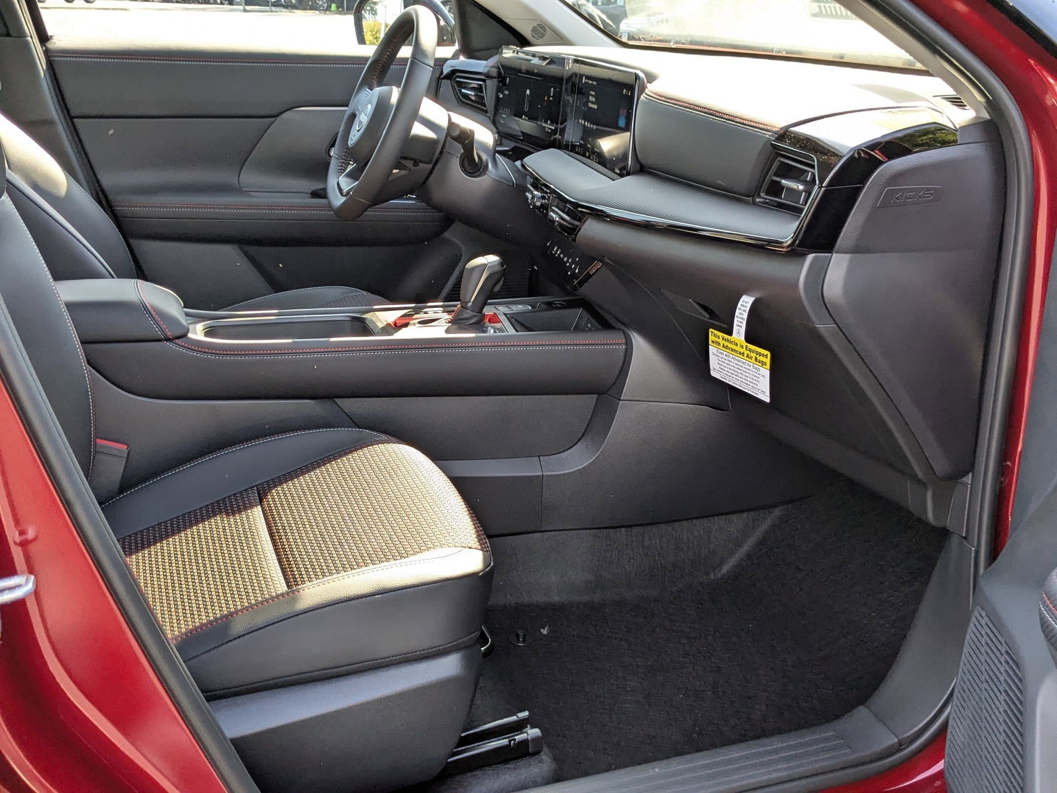 2026 Nissan KICKS SR AWD - Photo 21