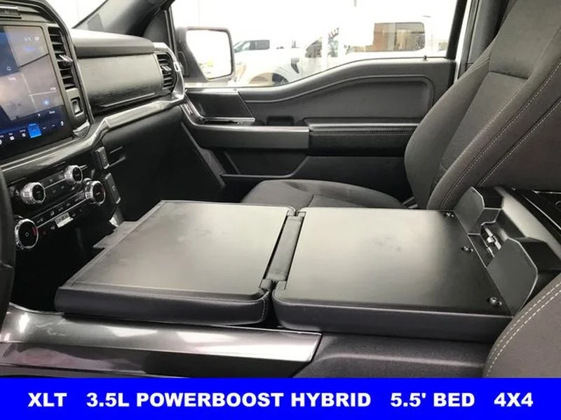 Certified Used 2023 Oxford White Ford XLT image 19