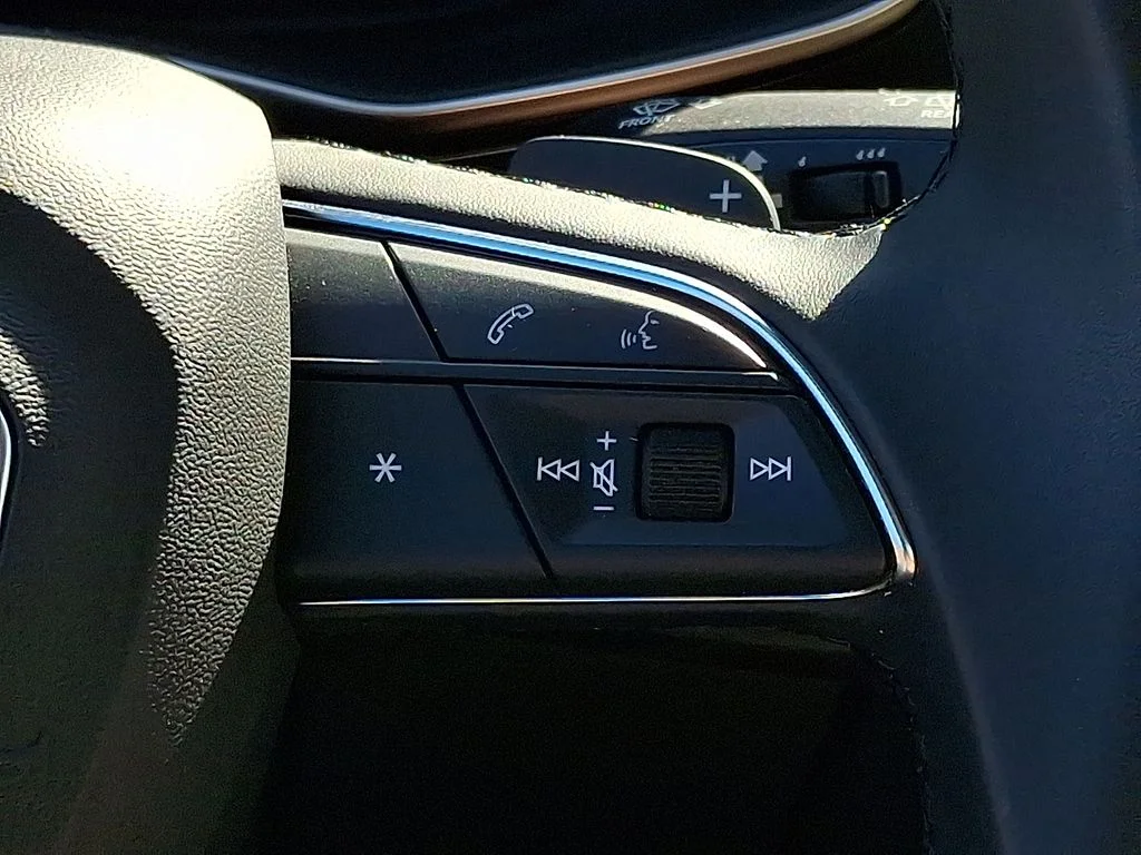 2023 Audi Q8 Premium - Photo 23
