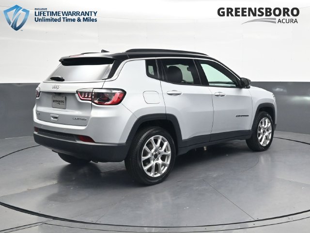Used 2025 Silver Jeep Limited image 5