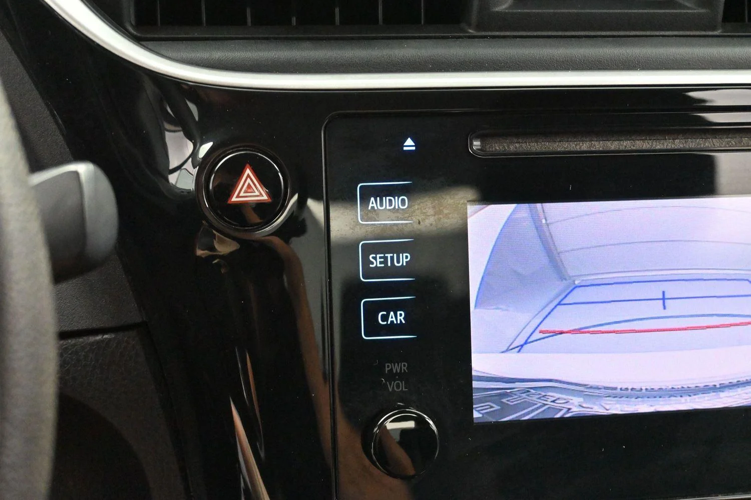 Used 2019 Classic Silver Metallic Toyota LE image 20