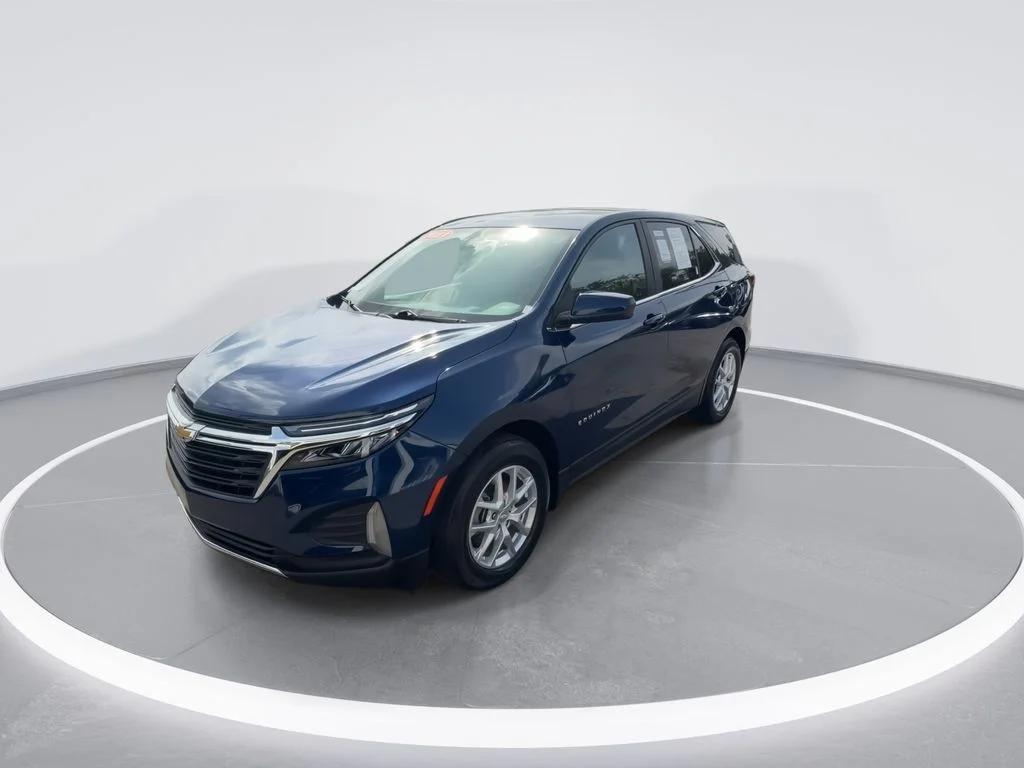 Used 2023 Blue Chevrolet LT image 4