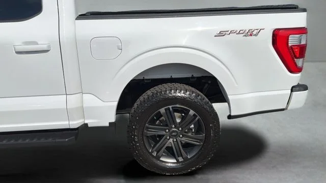 Used 2023 White Ford Lariat image 36
