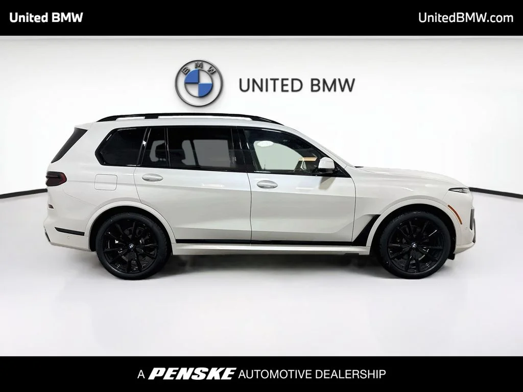 New 2027 Mineral White Metallic BMW xDrive40i image 4