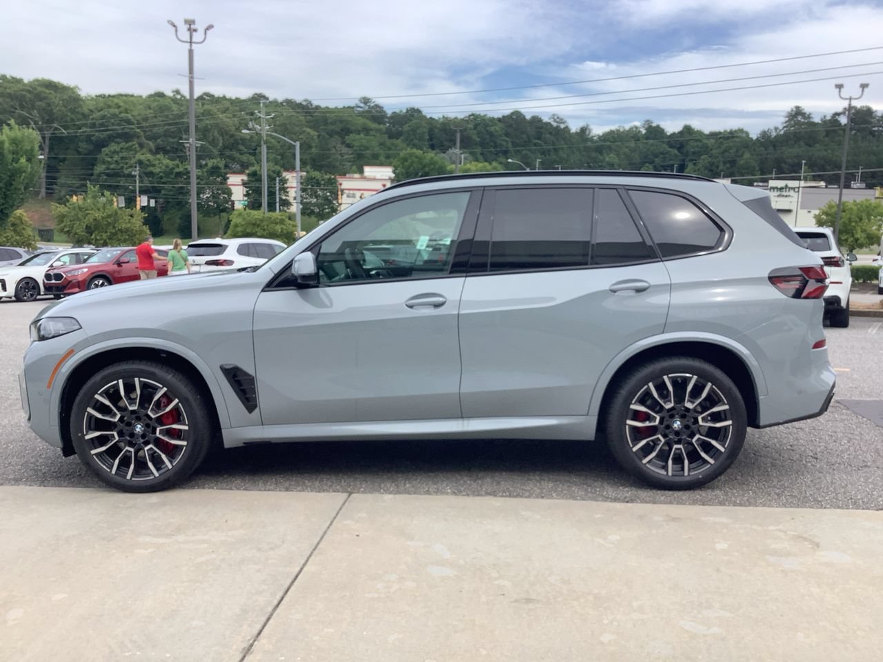 New 2026 Brooklyn Grey Metallic BMW xDrive40i image 5