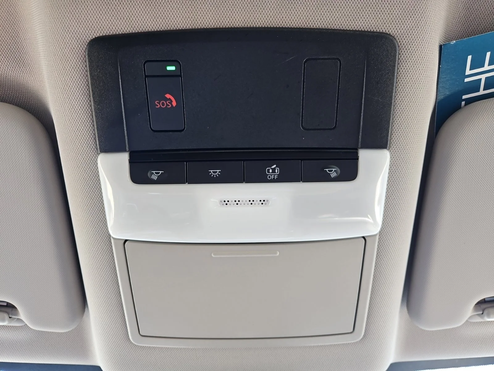 Used 2023 Gray Nissan SV image 25