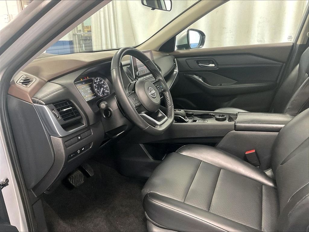 Certified Used 2023 Silver Nissan SV image 8