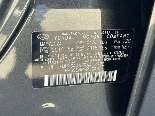Used 2024 Gray Hyundai SEL image 35