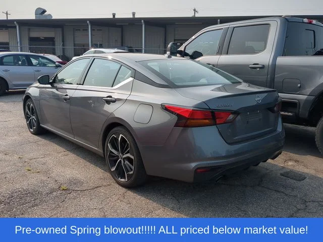Used 2024 Gray Nissan 2.5 SR image 2