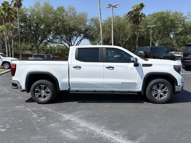 New 2026 Summit White GMC Pro image 3