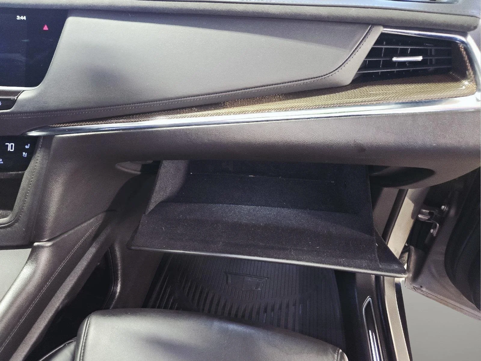 Used 2019 Bronze Dune Metallic Cadillac Platinum AWD image 60