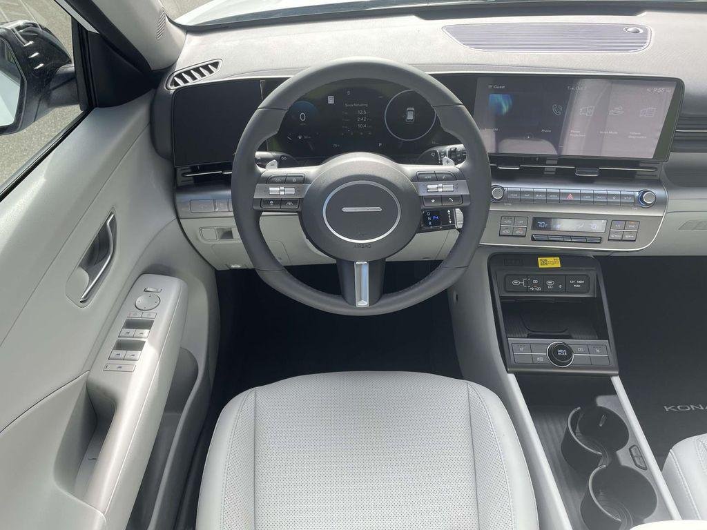 New 2026 White Hyundai SEL Premium FWD image 11