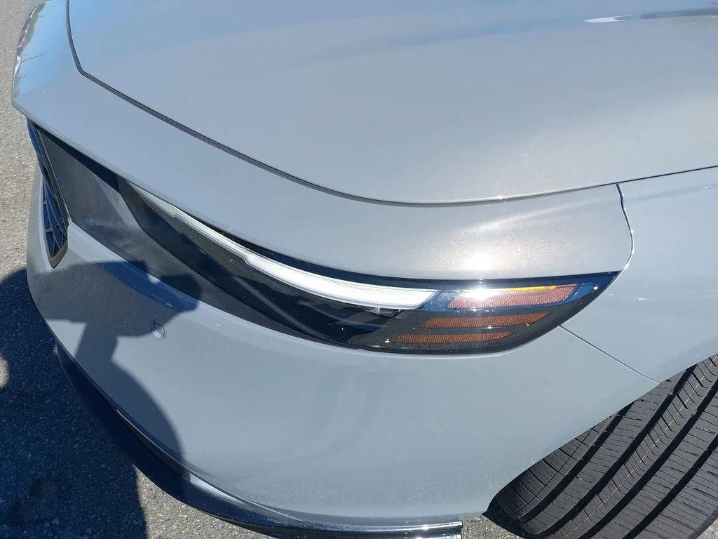 Used 2024  Honda Touring image 29