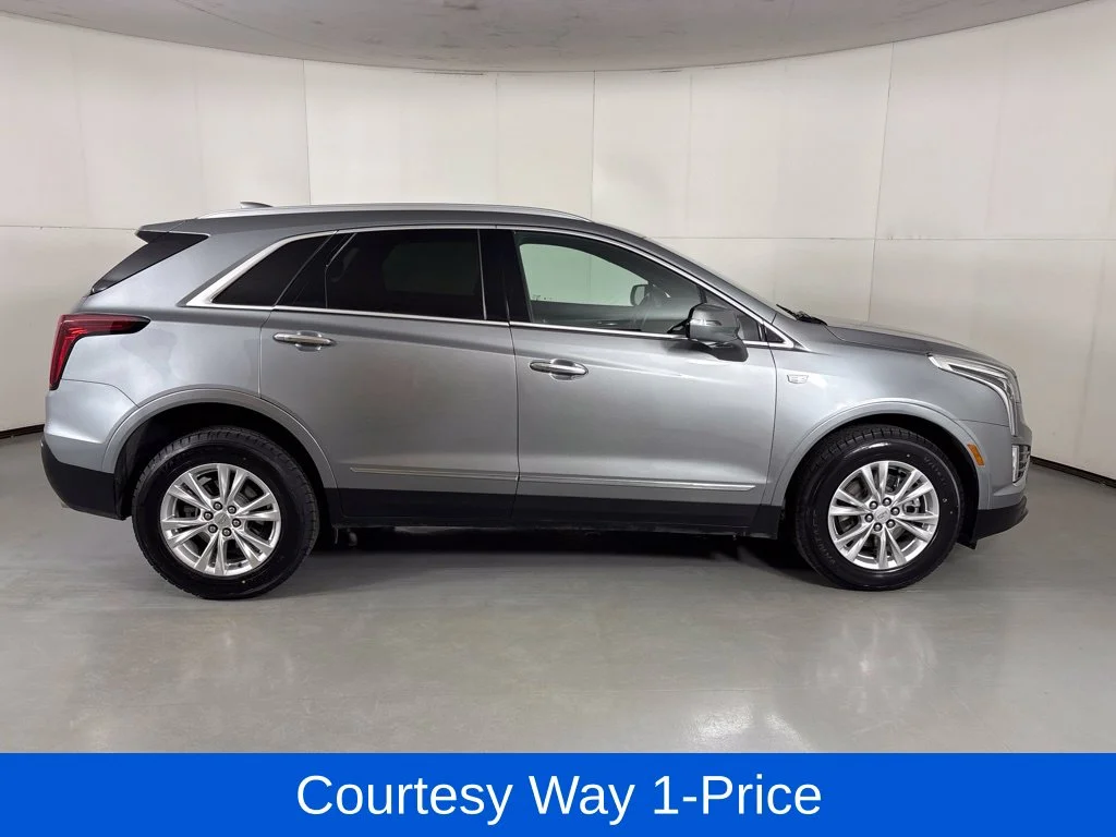 Used 2023 Silver Cadillac Luxury image 12