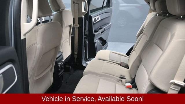 Used 2021 Silver Ford Base image 11