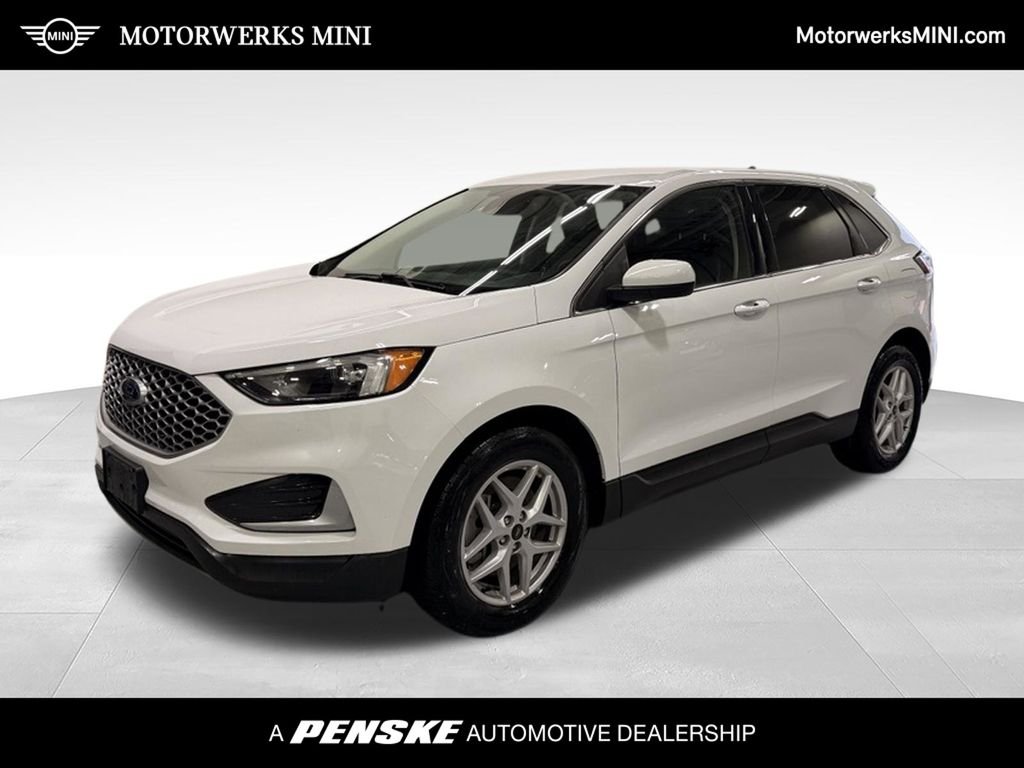 Used 2024 White Ford  image 1