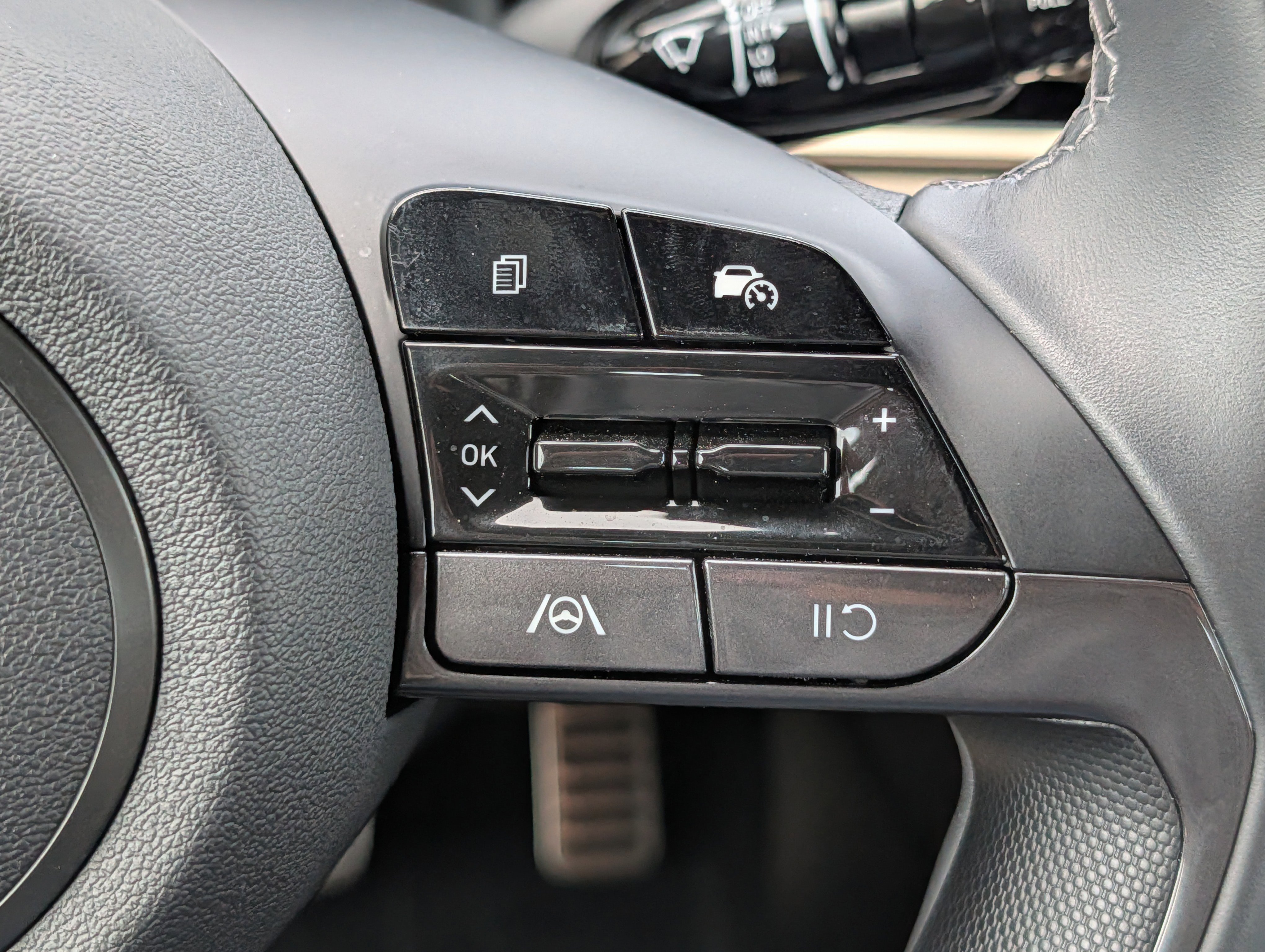 2025 Hyundai Elantra Blue - Photo 30