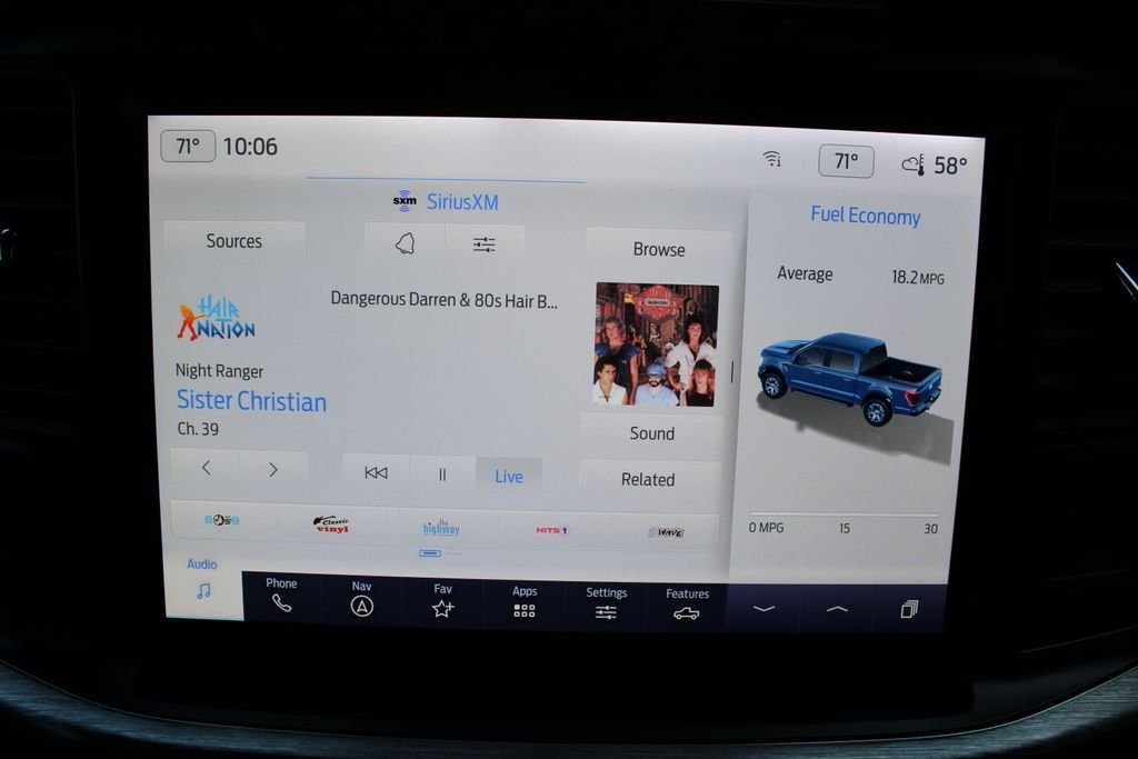 Used 2023  Ford Lariat image 33