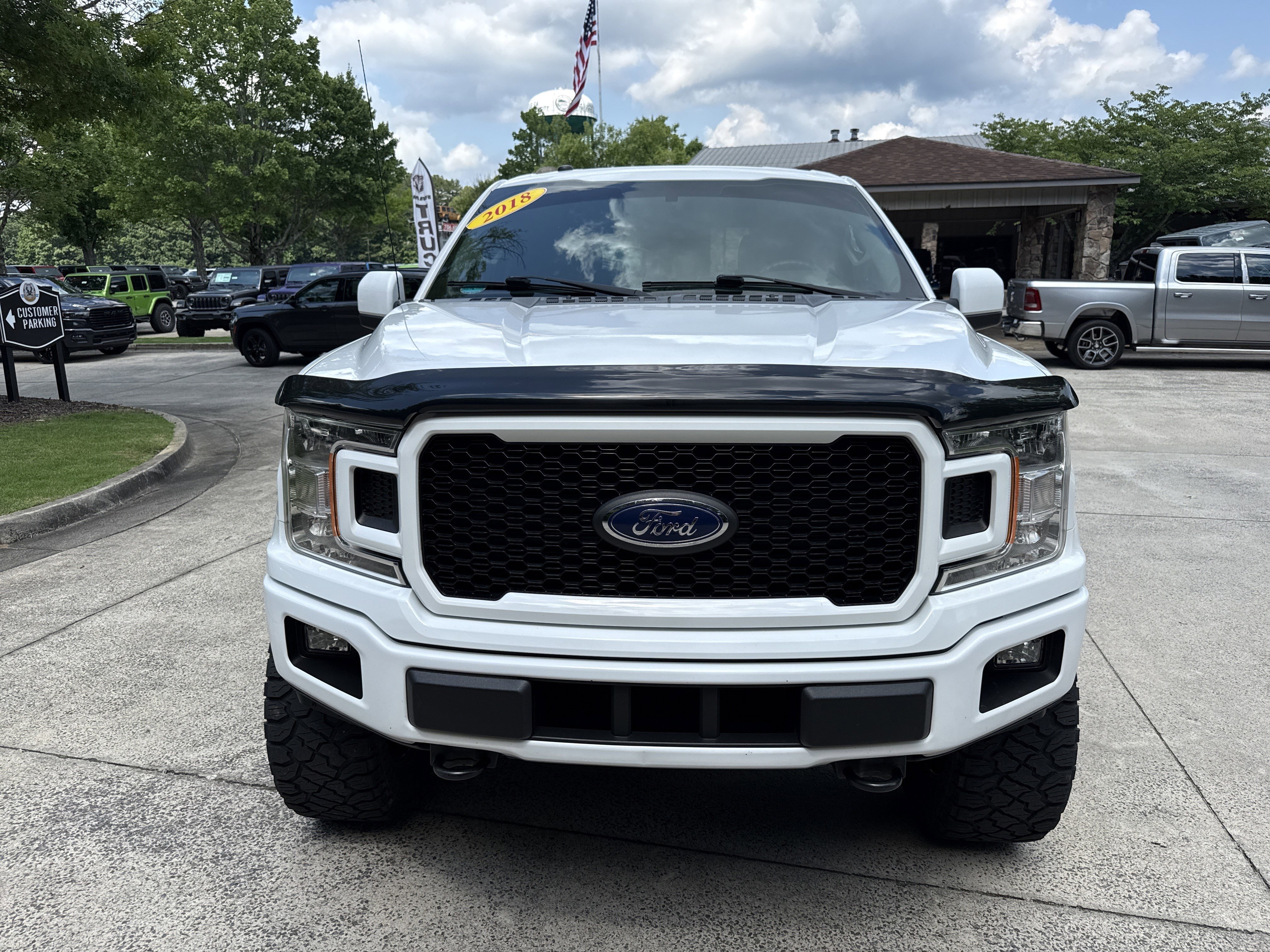 Used 2018 Oxford White Ford XL image 2