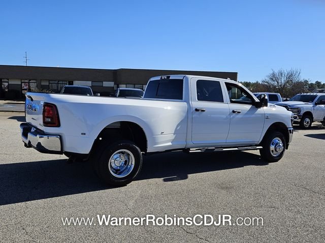 New 2026 Bright White Clear-Coat Exterior Paint RAM Tradesman image 13