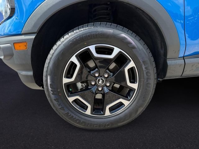 Certified Used 2022 Blue Metallic Ford Outer Banks image 10