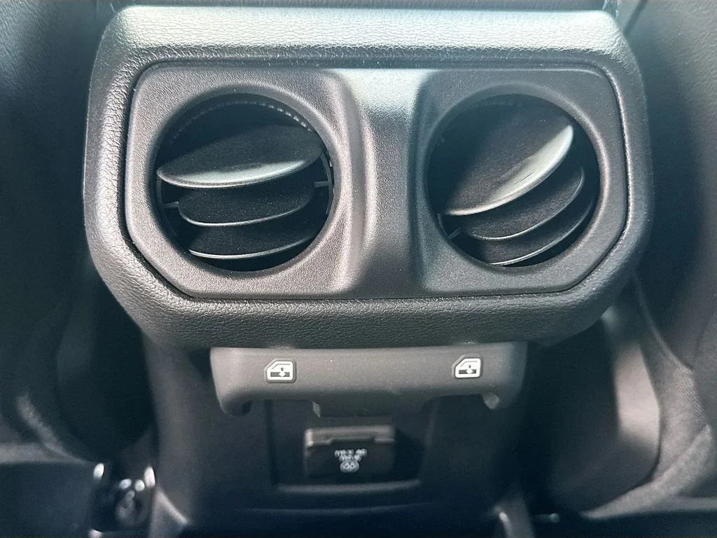Used 2023 Silver Jeep Rubicon 4xe image 29