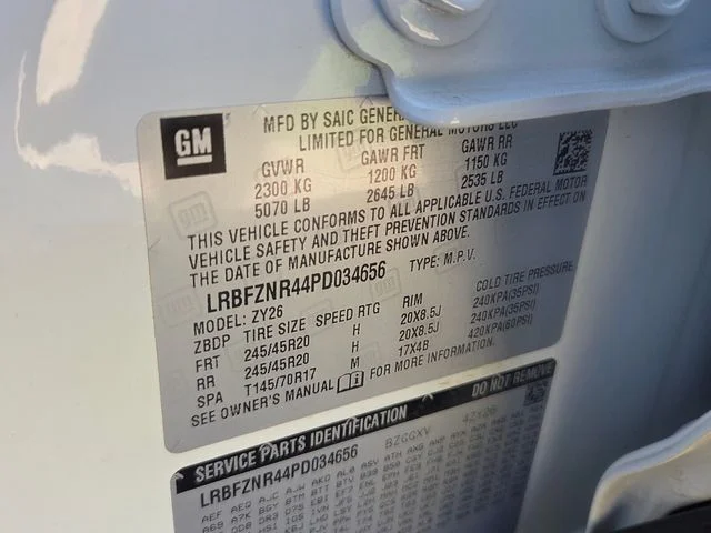 Used 2023 White Buick Essence image 6