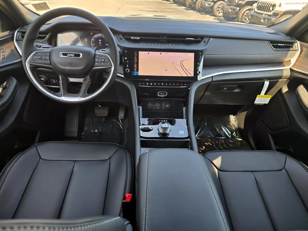 New 2027 Gray Jeep Limited image 6