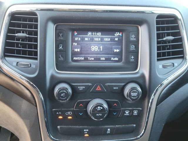 Used 2014 Red Jeep Laredo image 14