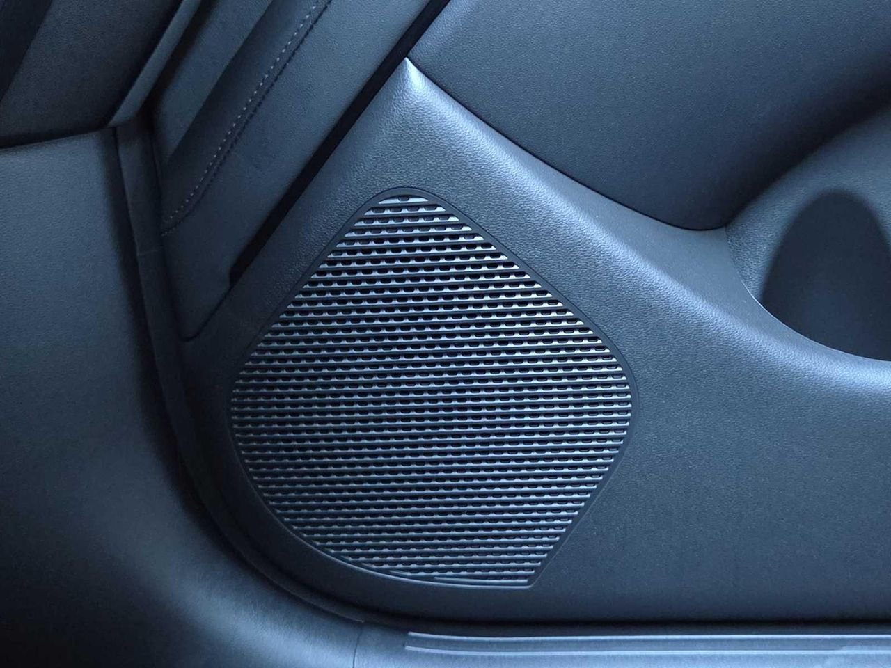 New 2026 Titan Charcoal Pearl Hyundai XRT Pro image 31