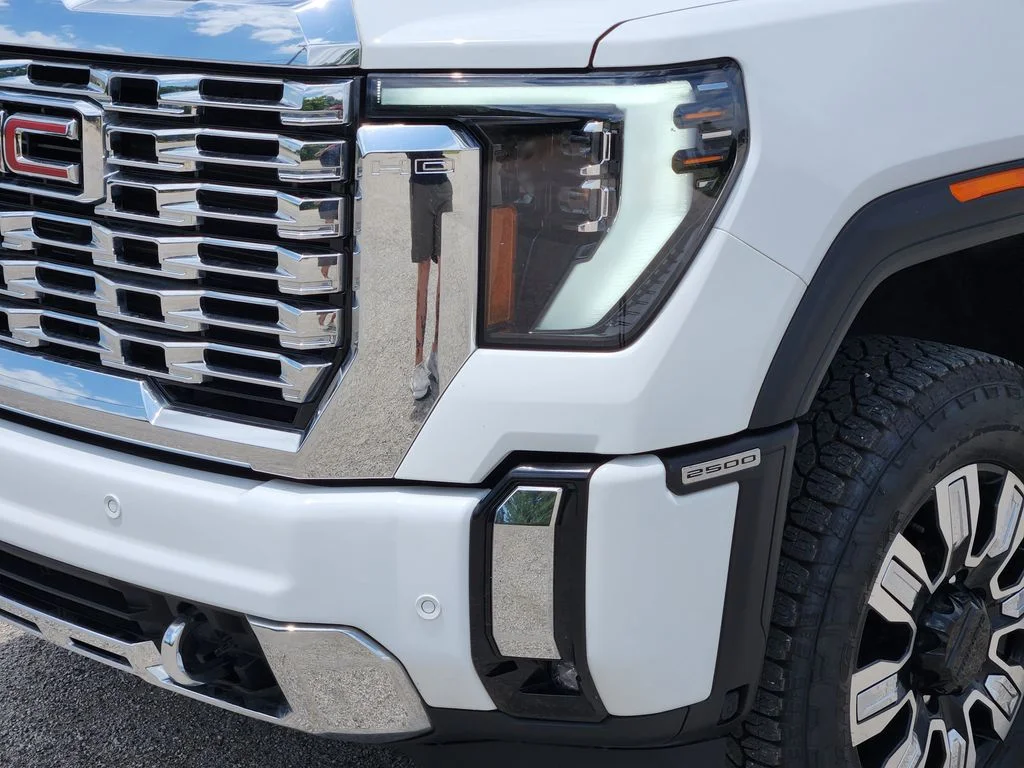 2024 GMC Sierra 2500HD Denali - Photo 8