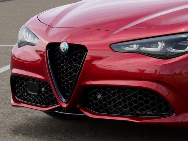 New 2025 Alfa Rosso (Red) Exterior Paint Alfa Romeo  image 49