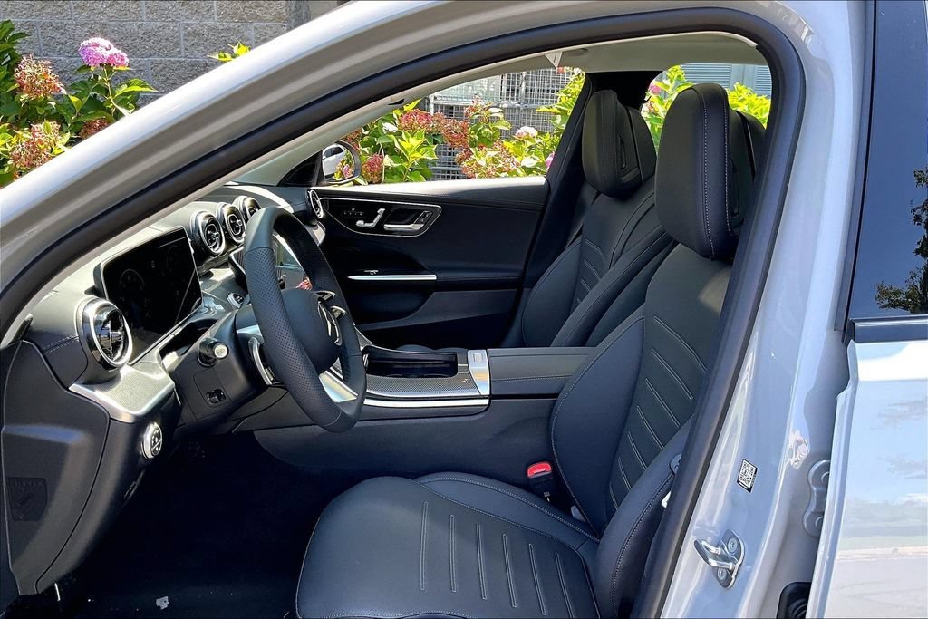 New 2026 MANUFAKTUR Alpine Grey Mercedes-Benz C 300 image 23