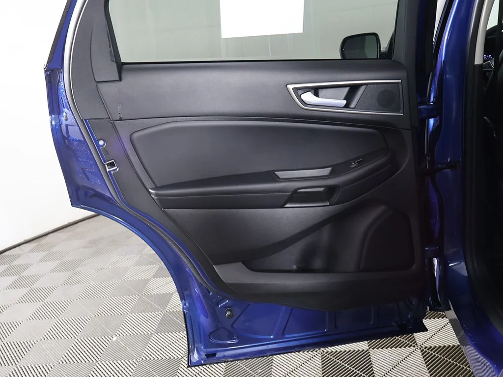 Used 2024 Blue Ford SEL image 21