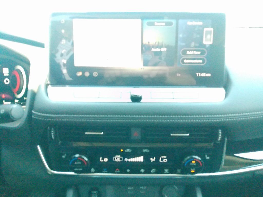 2025 Nissan Rogue SL - Photo 29