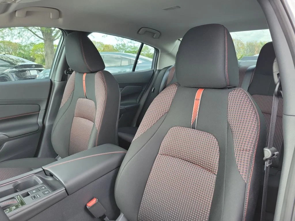 New 2026 Gray Nissan SR image 20